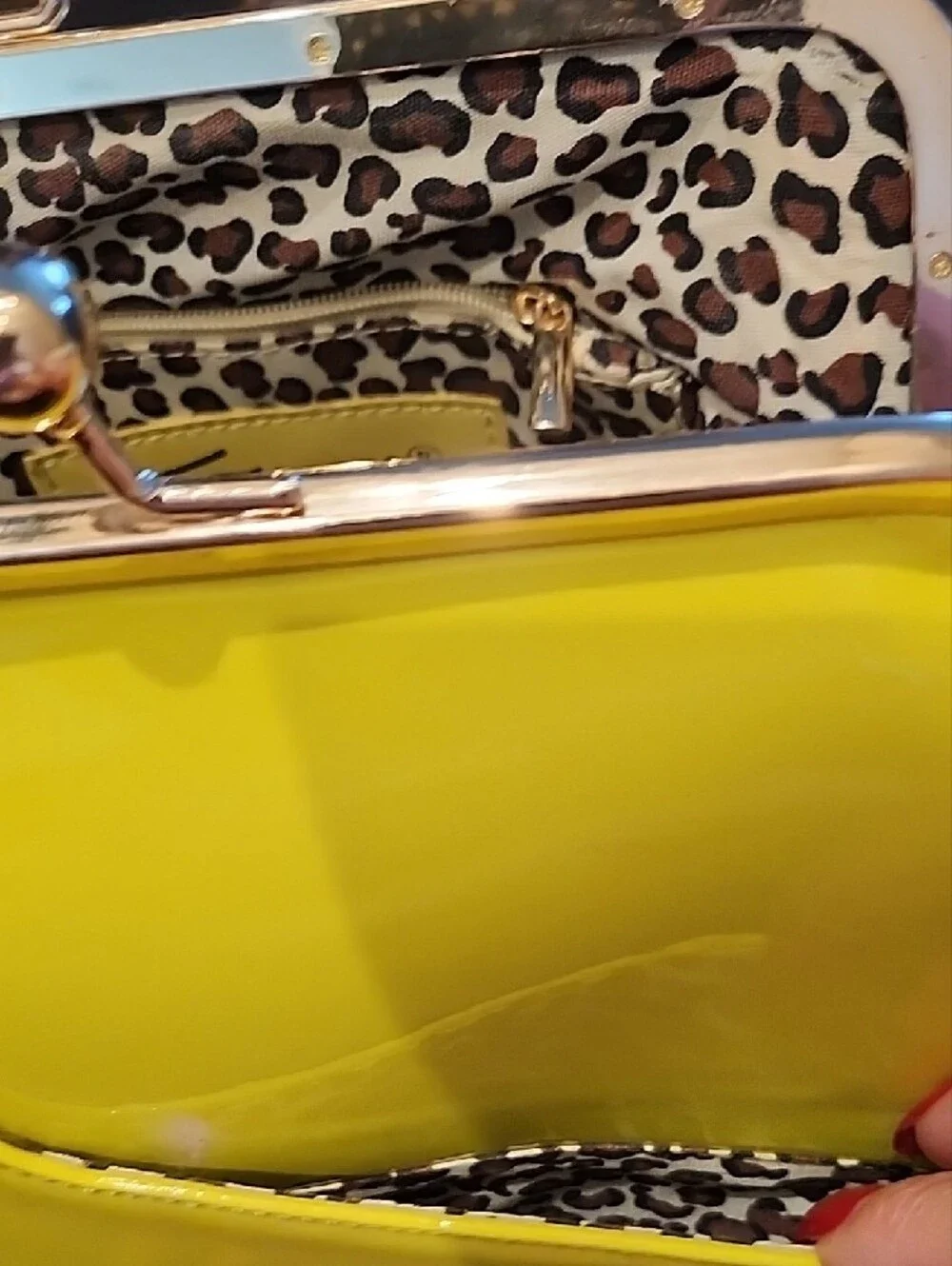 Tatyana Yellow Patent Hexagon Kiss-Lock Clutch